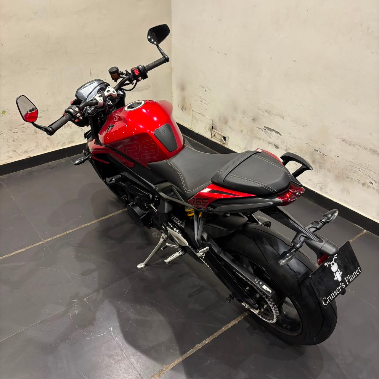 TRIUMPH STREET TRIPLE RS (2023)