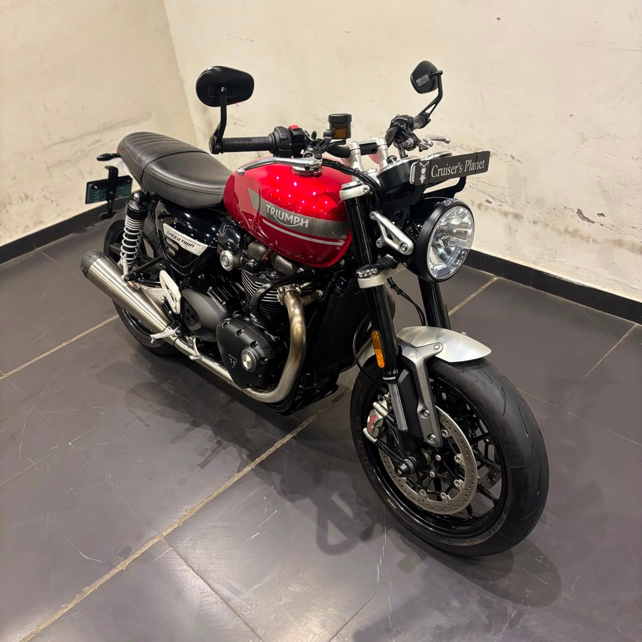 TRIUMPH SPEED TWIN