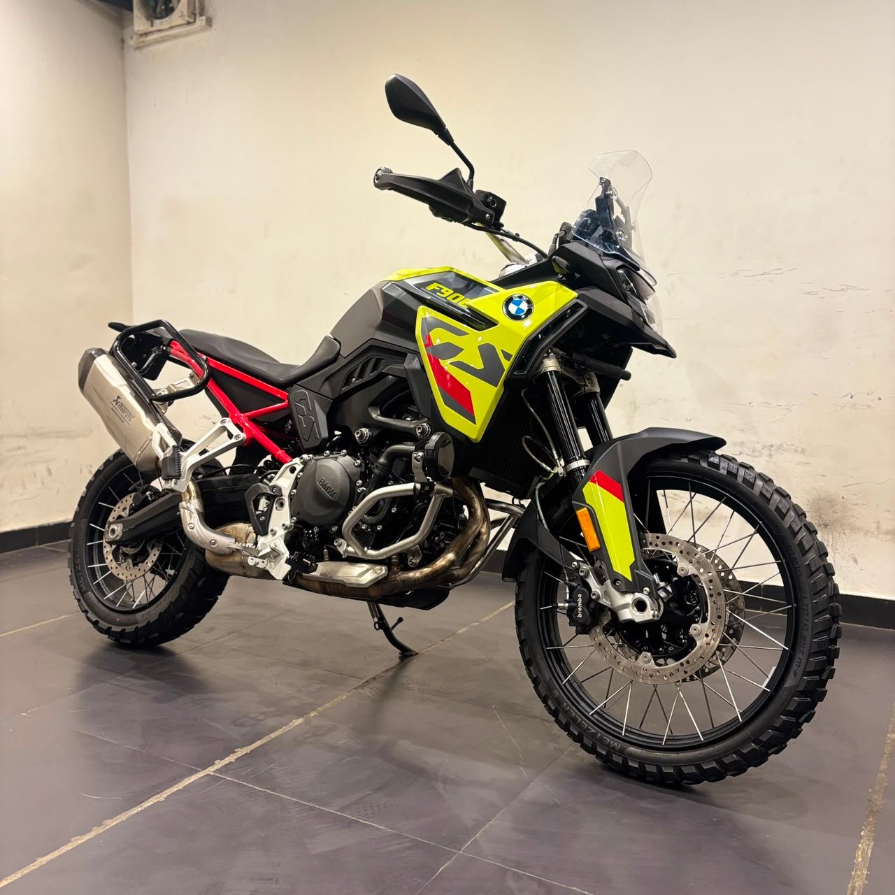 BMW F900 GS