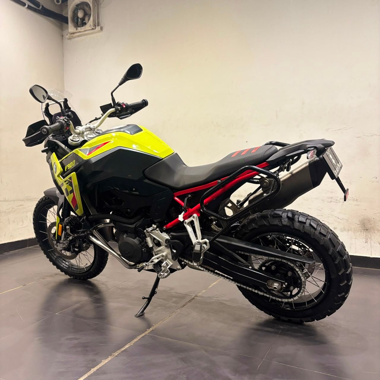 BMW F900 GS