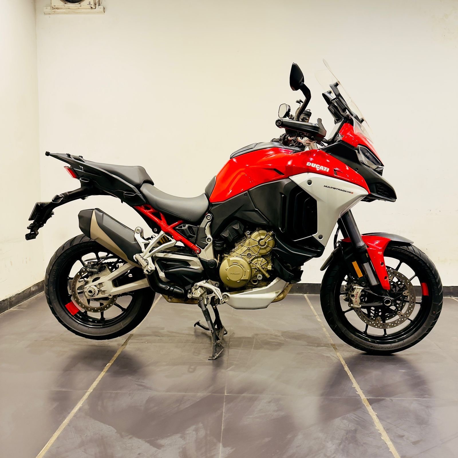 DUCATI MULTISTRADA V4S