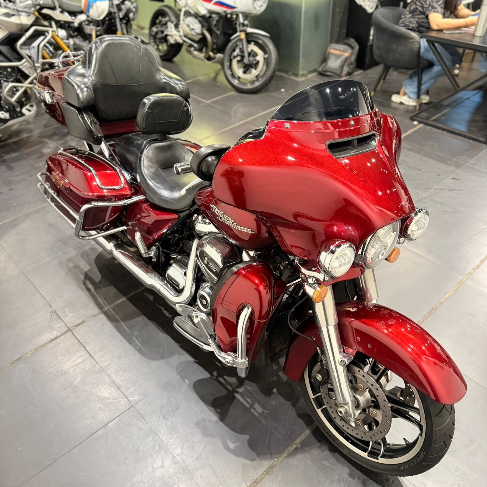 HARLEY DAVIDSON STREET GLIDE 107