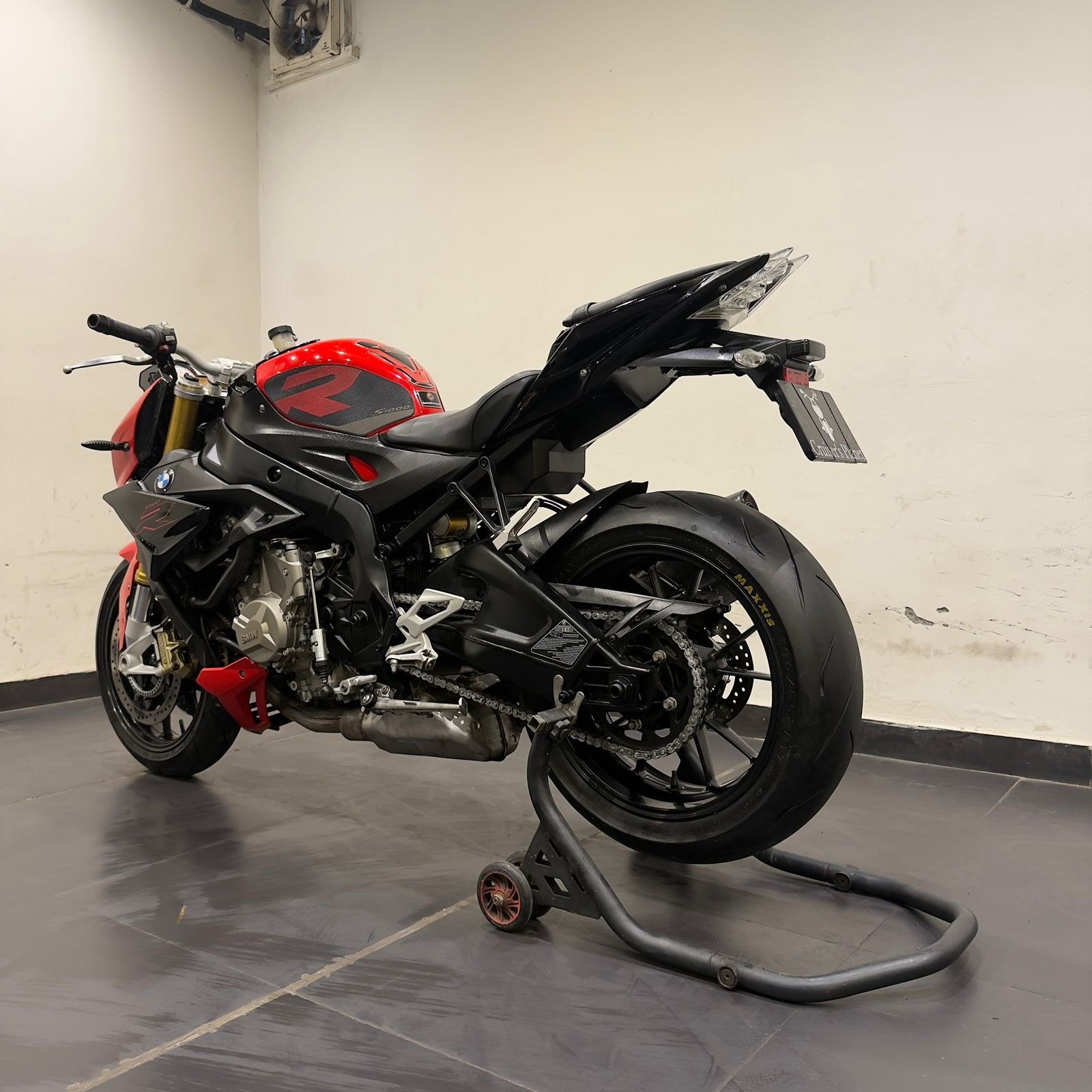 BMW S1000 R
