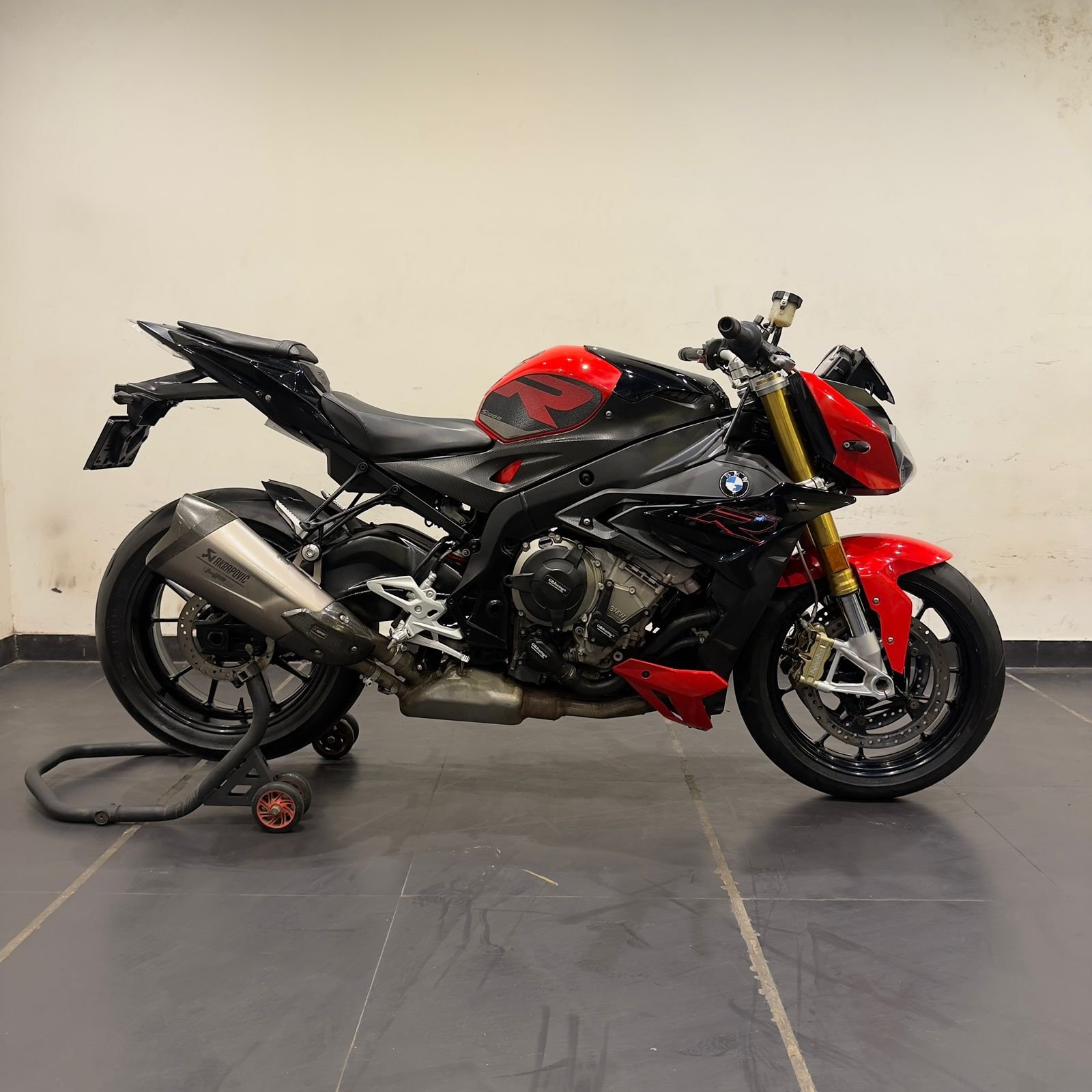 BMW S1000 R