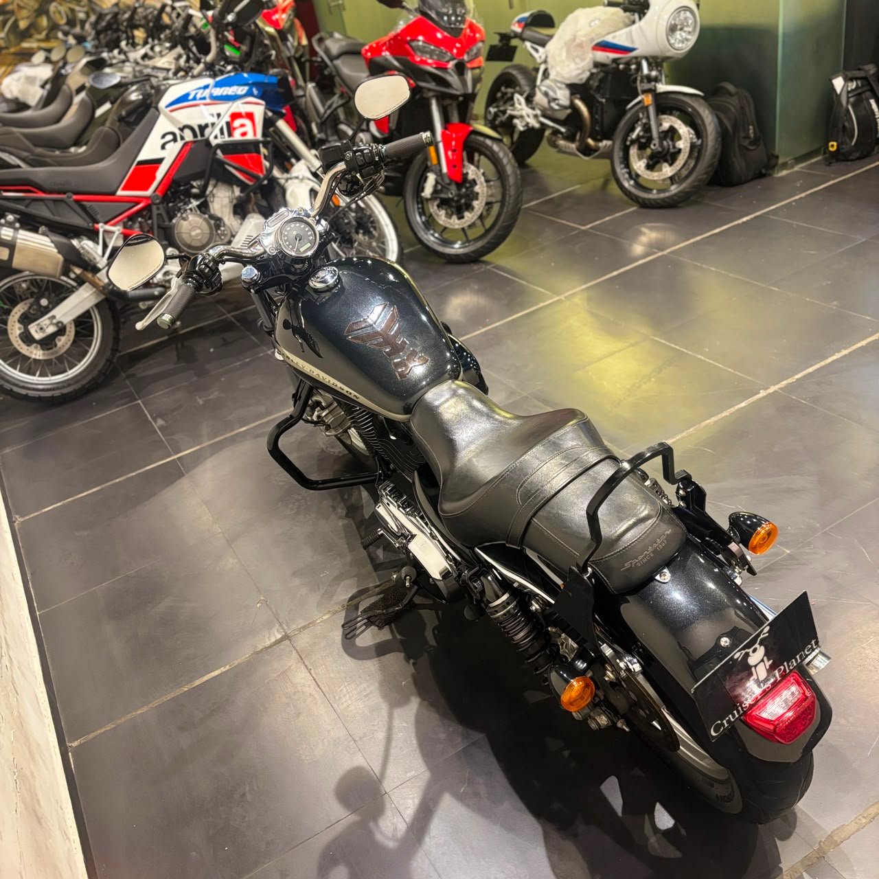 HARLEY DAVIDSON CUSTOM 1200 (2019)