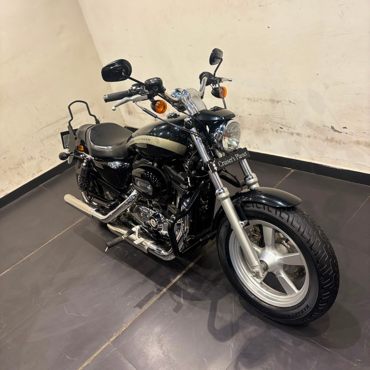 HARLEY DAVIDSON CUSTOM 1200 (2019)