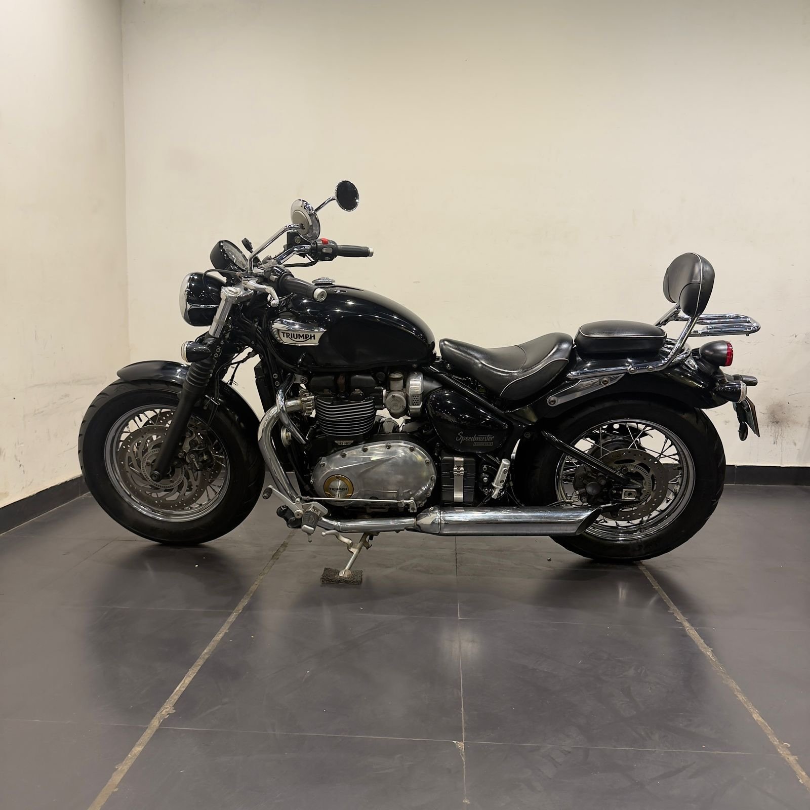 TRIUMPH BONNEVILLE SPEEDMASTER