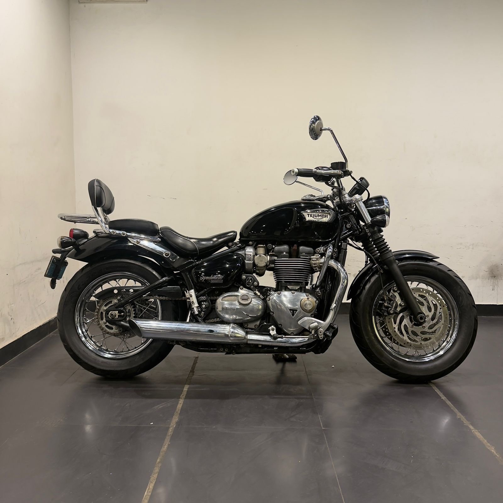 TRIUMPH BONNEVILLE SPEEDMASTER