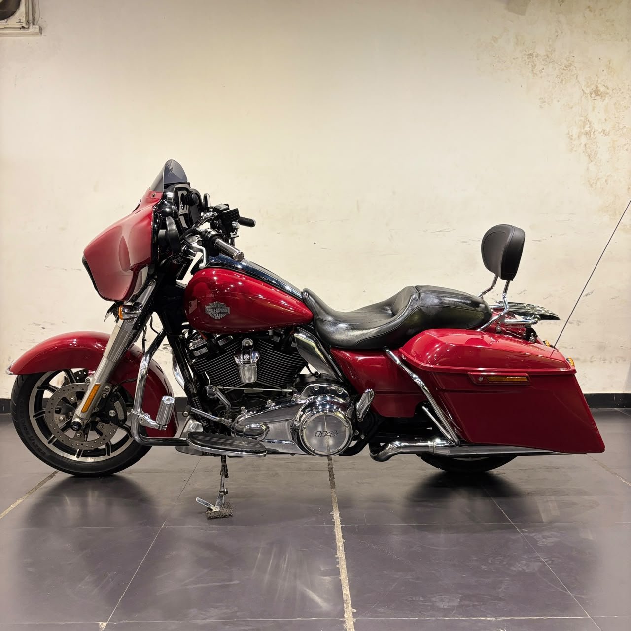 HARLEY DAVIDSON STREET GLIDE 114
