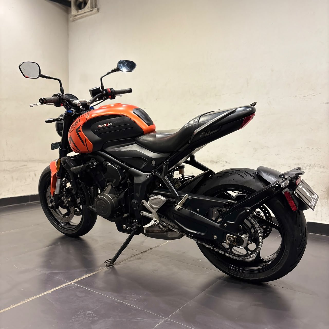 TRIUMPH TRIDENT 660