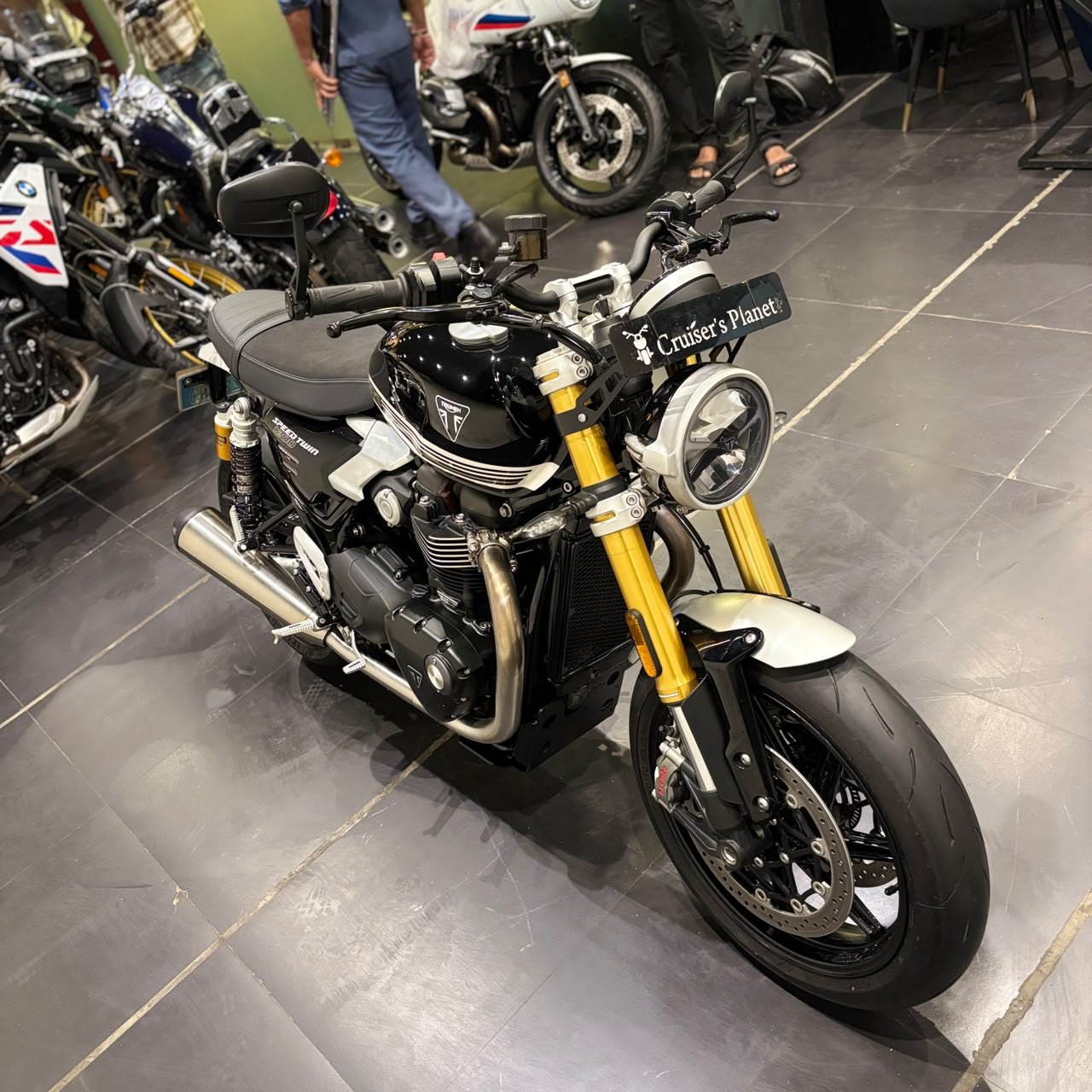 TRIUMPH SPEED TWIN 1200 RS
