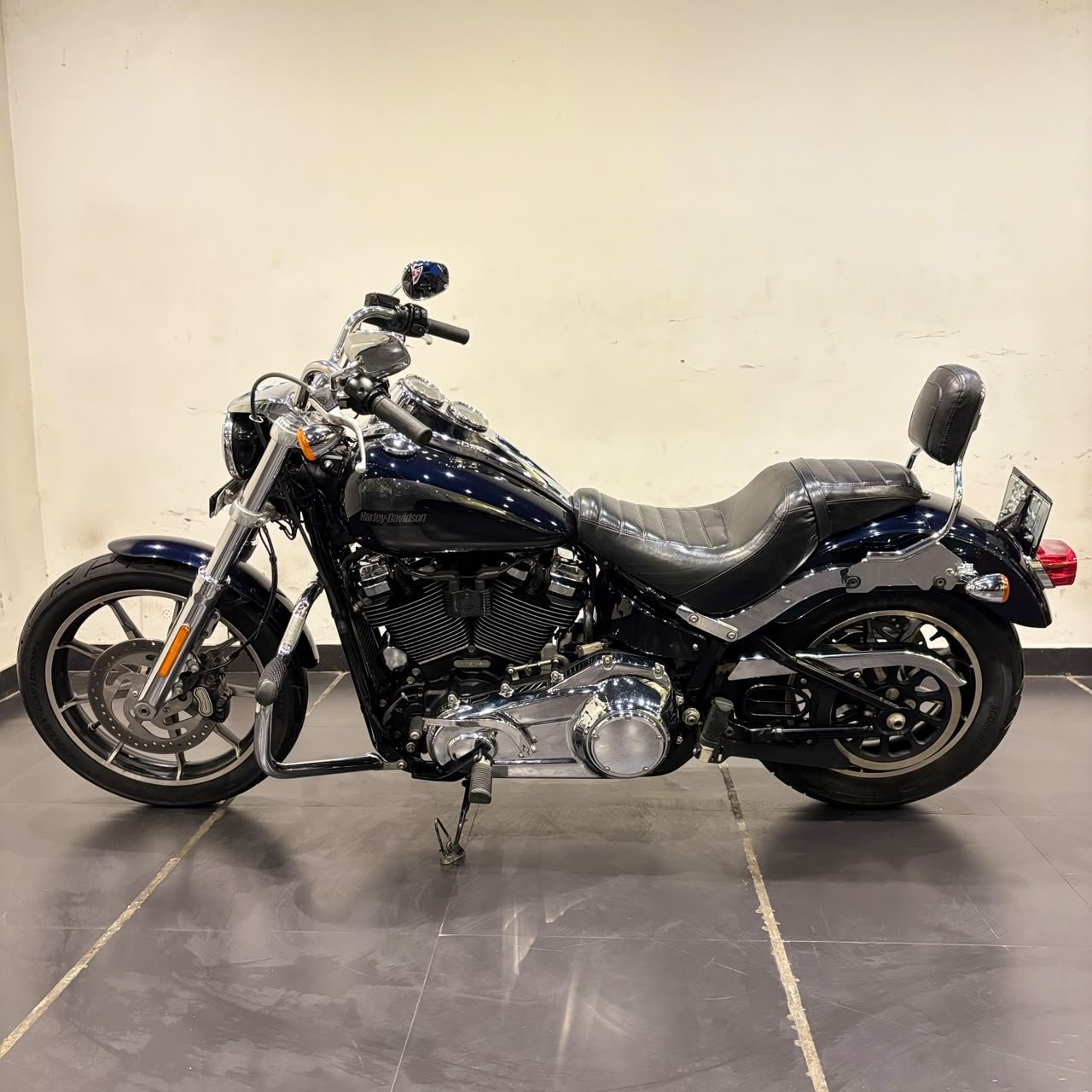 HARLEY DAVIDSON LOW RIDER 107