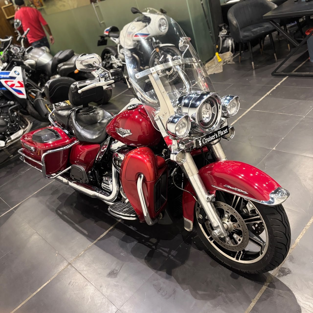 HARLEY DAVIDSON ROAD KING 107