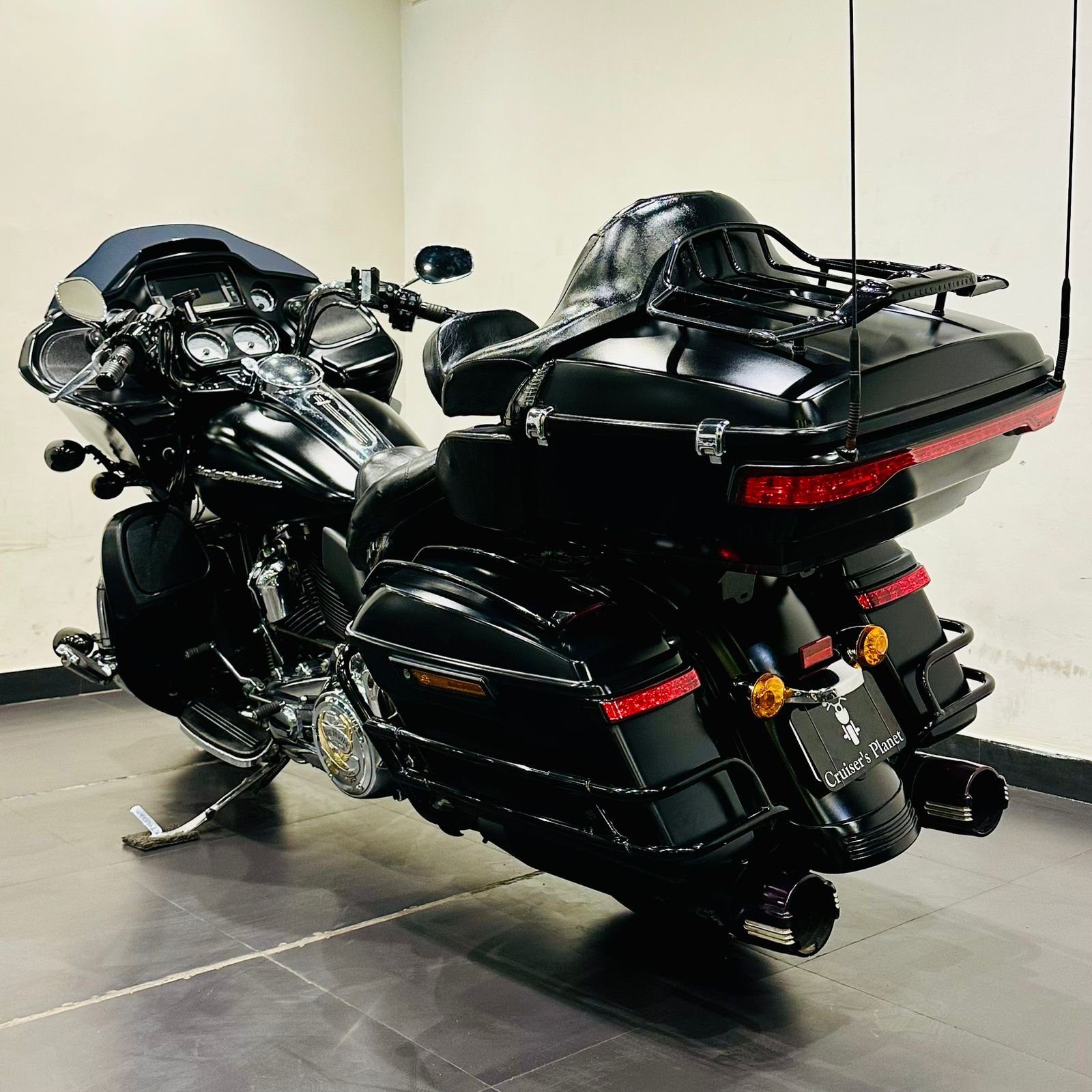 HARLEY DAVIDSON ROAD GLIDE 107