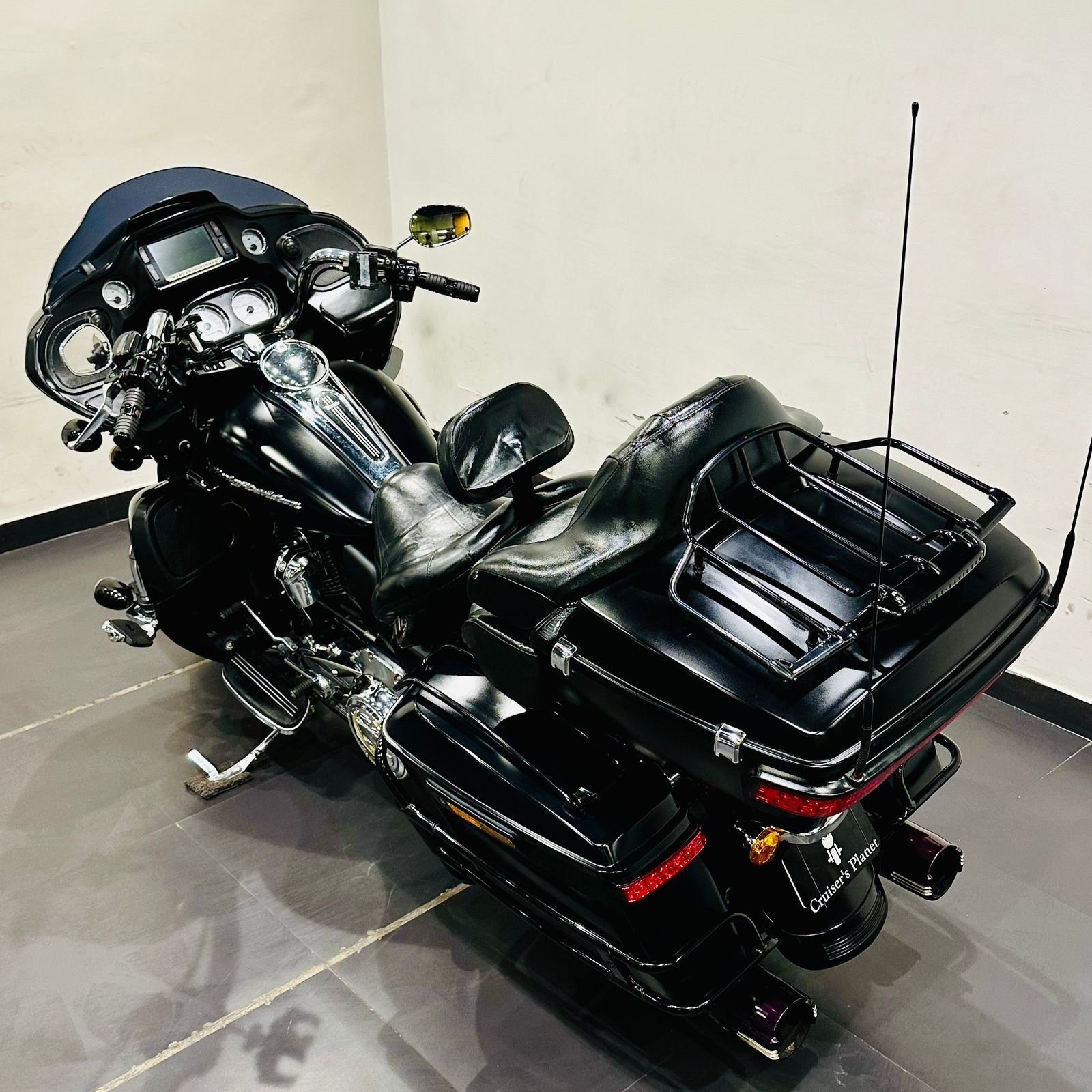 HARLEY DAVIDSON ROAD GLIDE 107