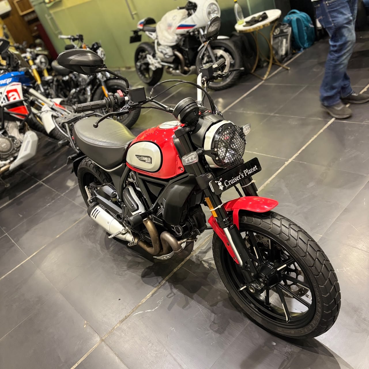 DUCATI SCRAMBLER ICON