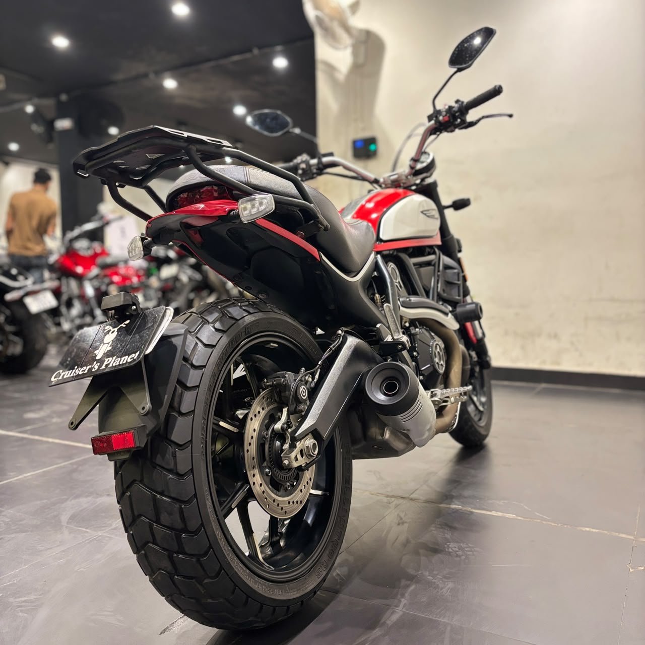 DUCATI SCRAMBLER ICON