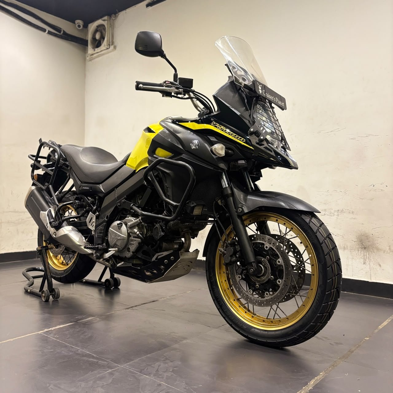 SUZUKI V STROM 650