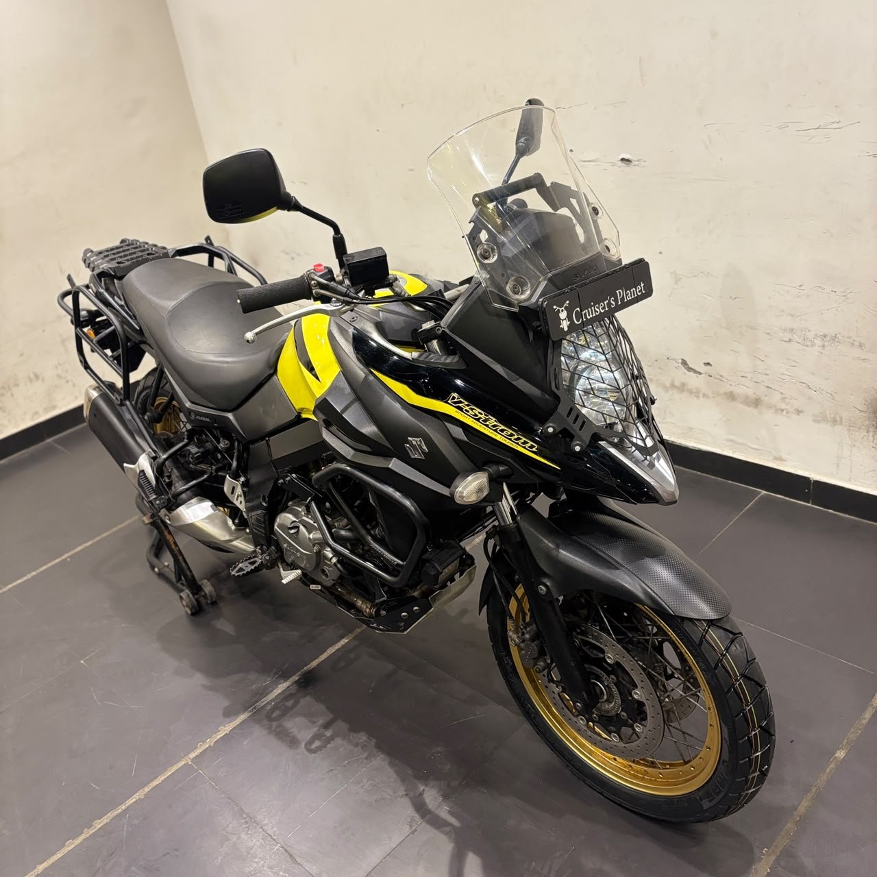 SUZUKI V STROM 650