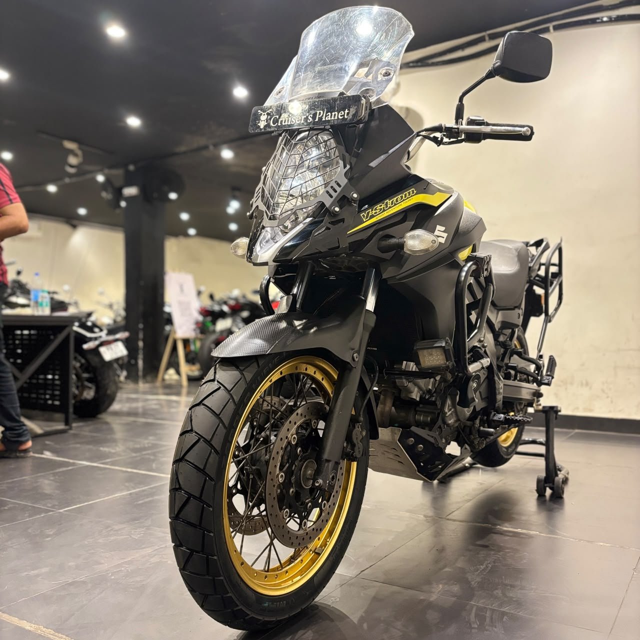 SUZUKI V STROM 650