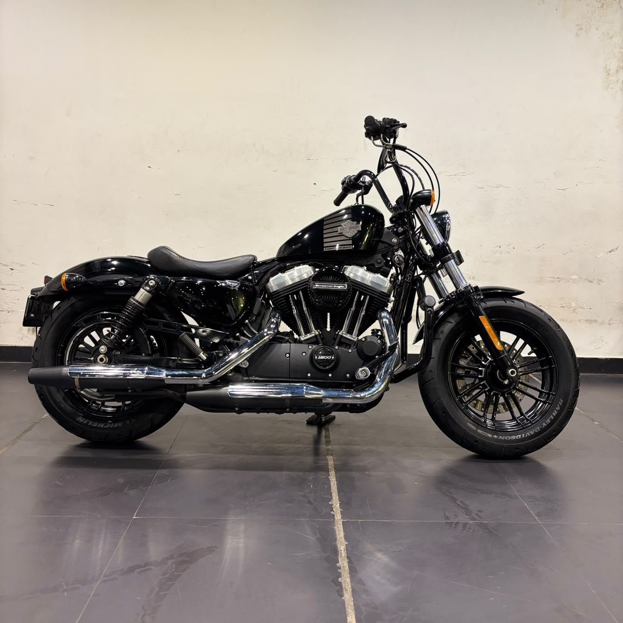HARLEY DAVIDSON FORTY EIGHT (2017)