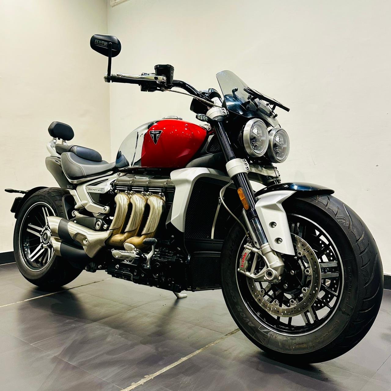 TRIUMPH ROCKET 3GT CHROME EDITION