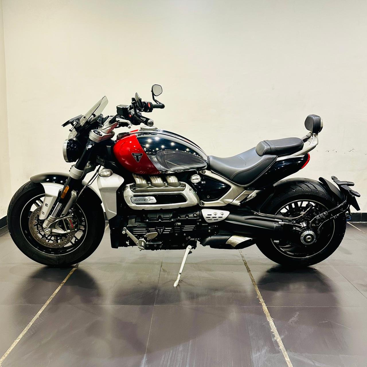 TRIUMPH ROCKET 3GT CHROME EDITION