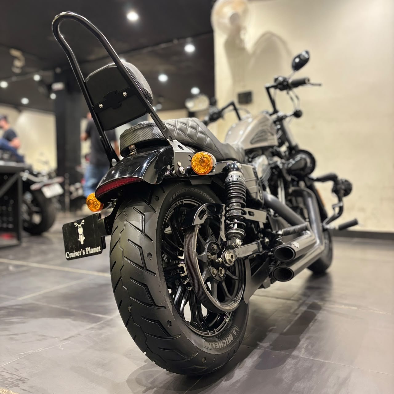 HARLEY DAVIDSON FORTY EIGHT (2016)