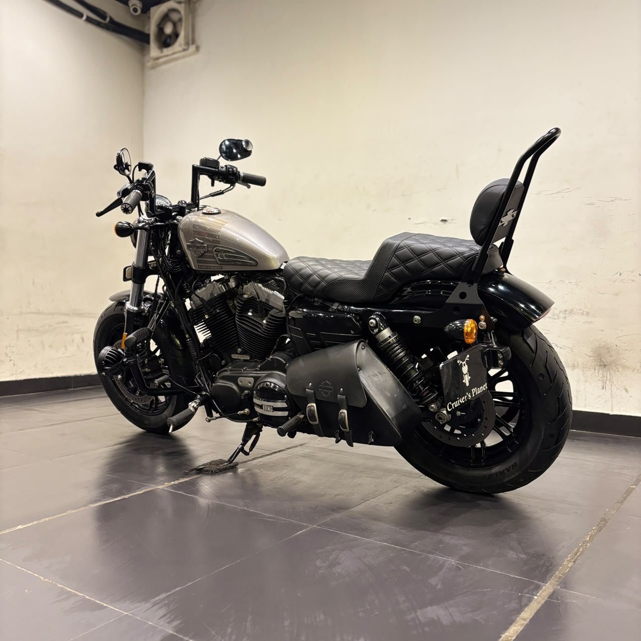 HARLEY DAVIDSON FORTY EIGHT (2016)