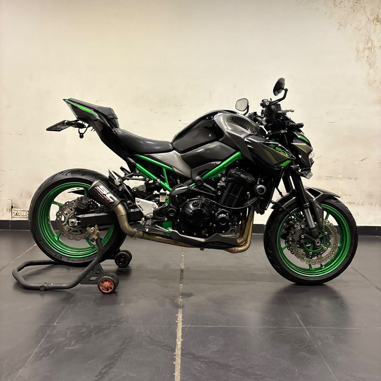 KAWASAKI Z900 (2024)