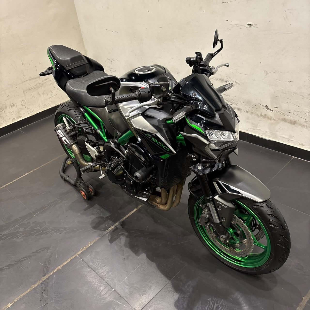 KAWASAKI Z900 (2024)