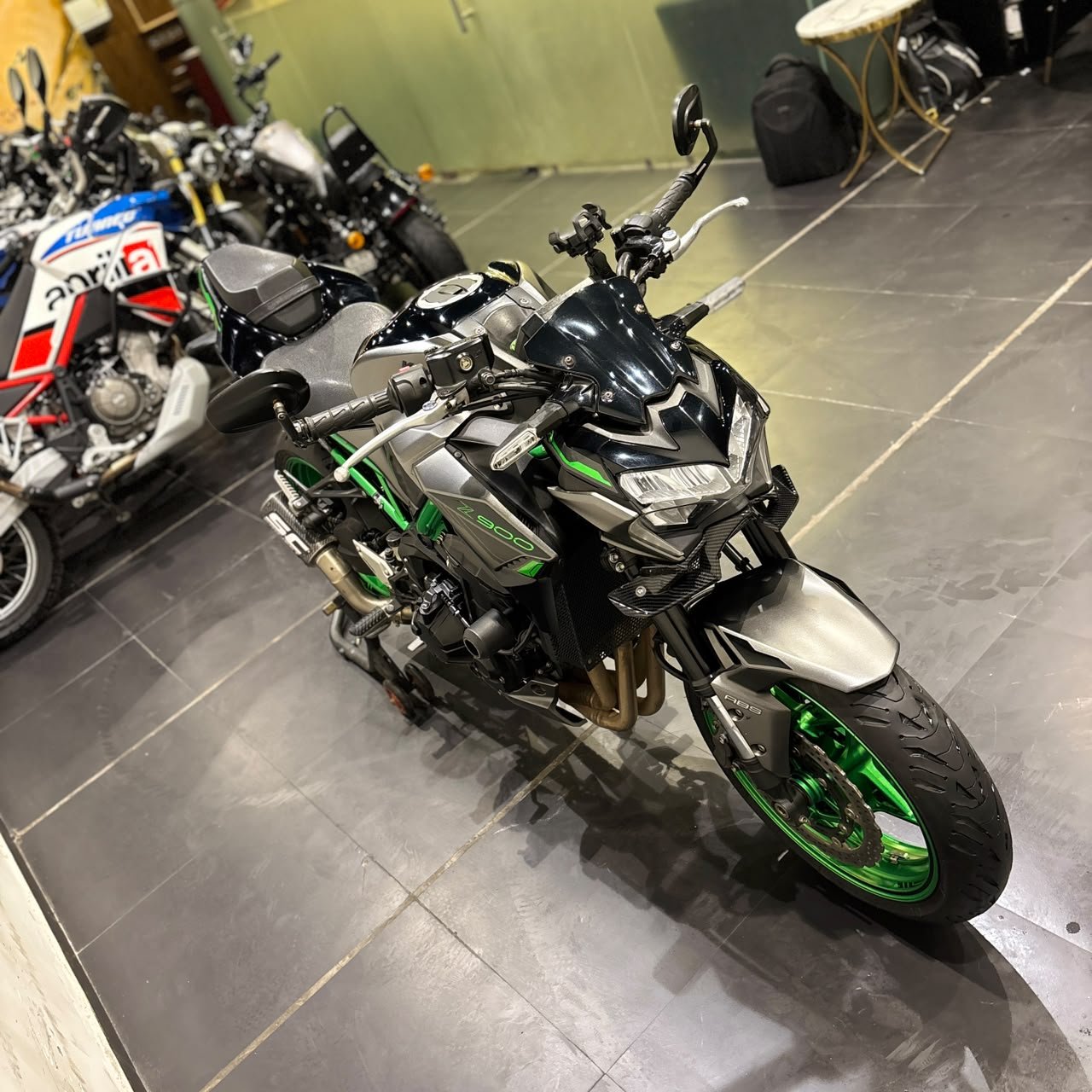 KAWASAKI Z900 (2024)