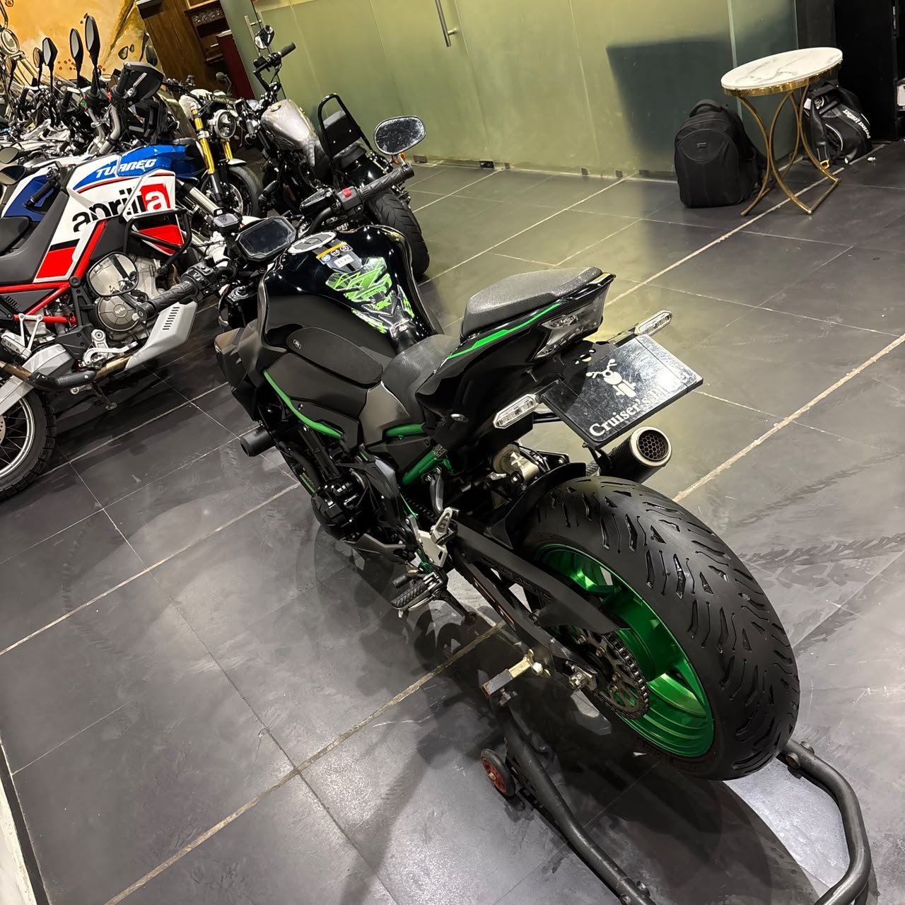 KAWASAKI Z900 (2024)