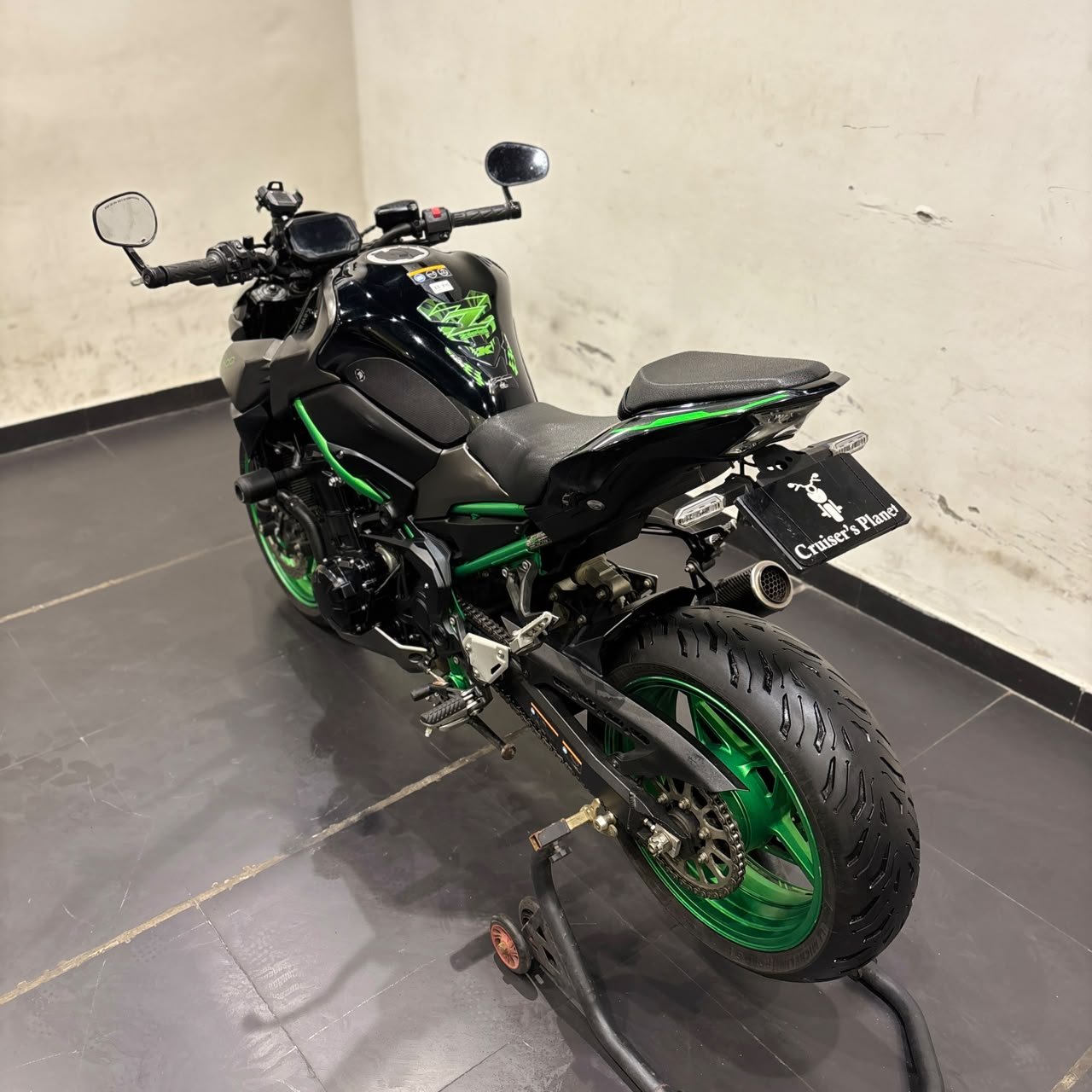 KAWASAKI Z900 (2024)