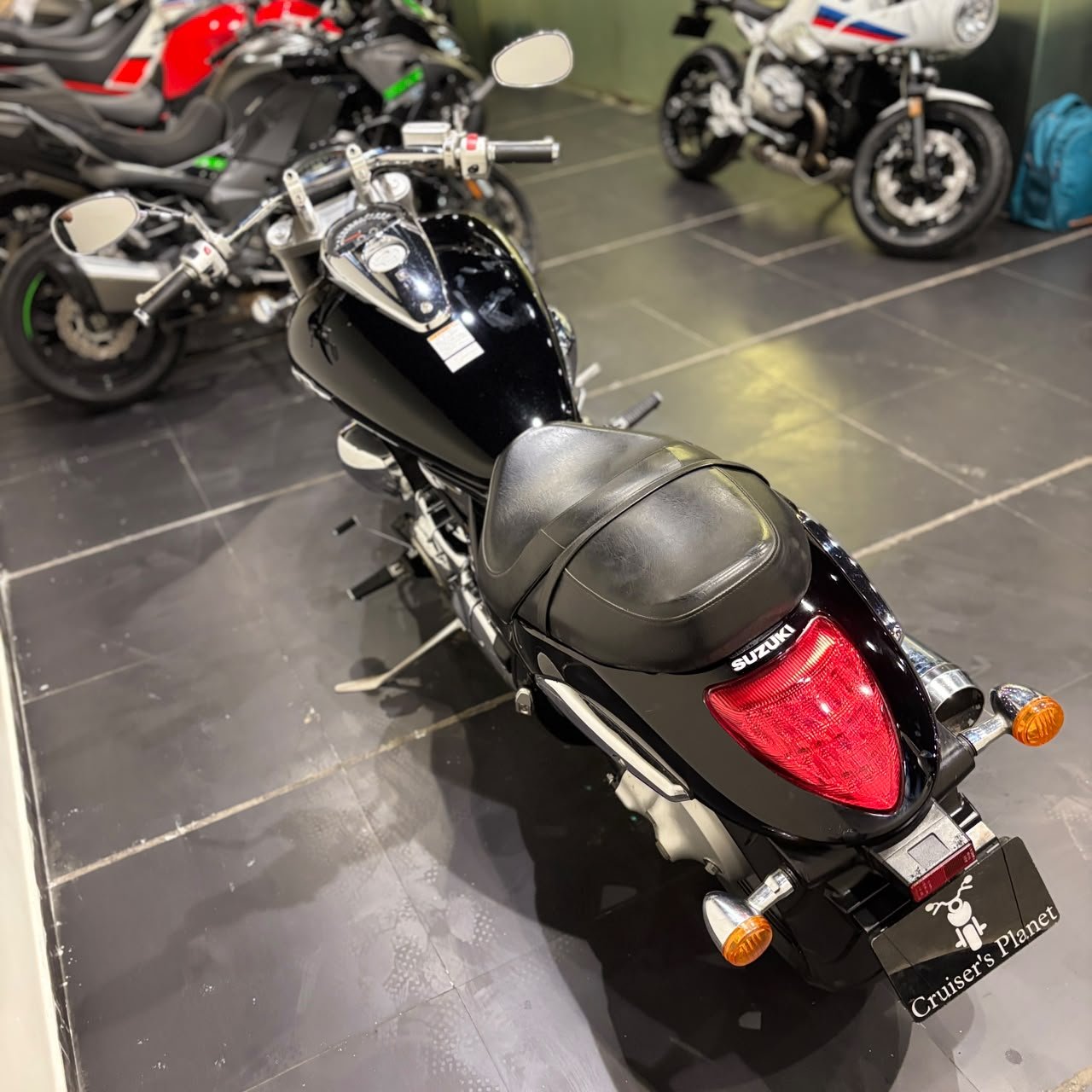 SUZUKI INTRUDER 1800