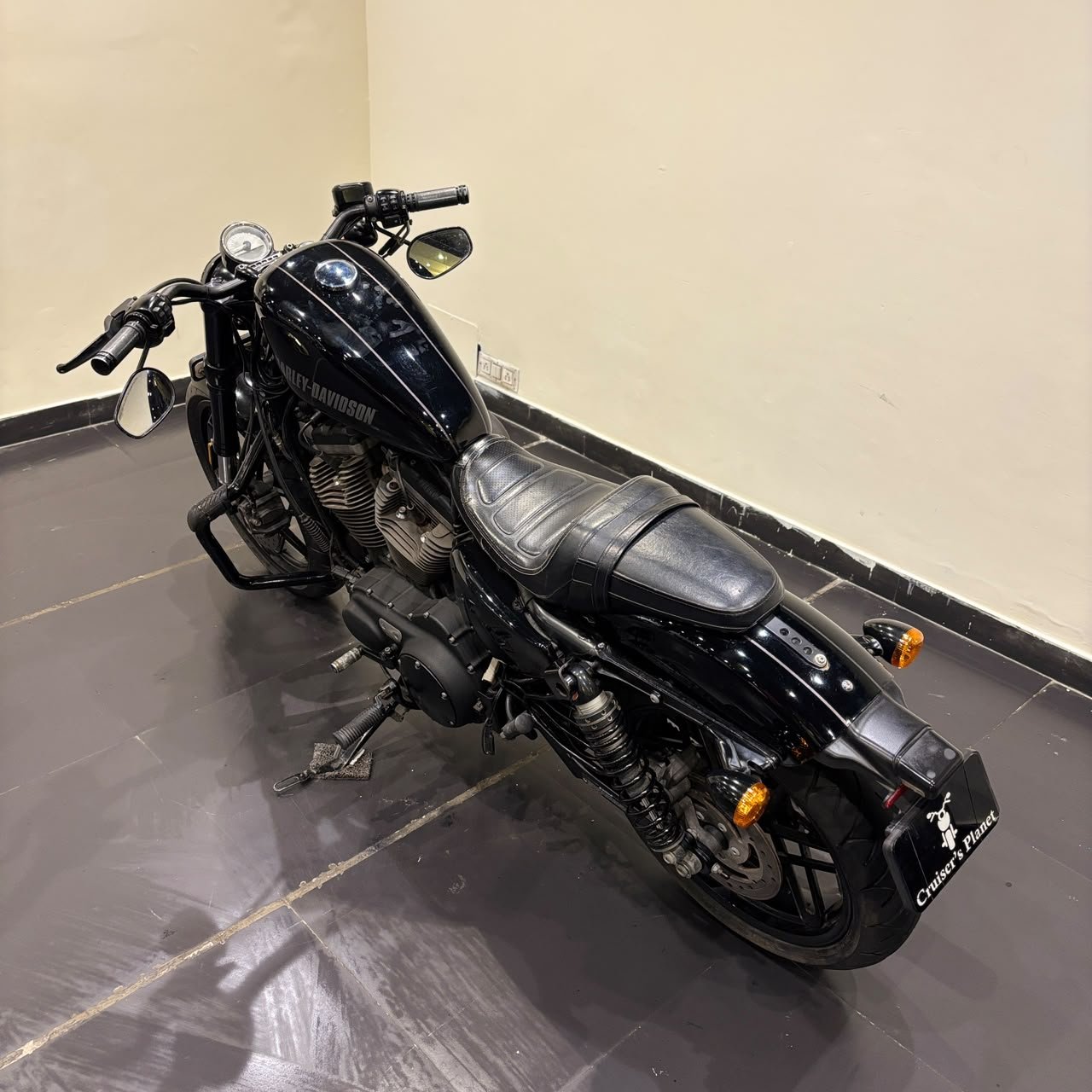 HARLEY DAVIDSON ROADSTER 1200 (2017)