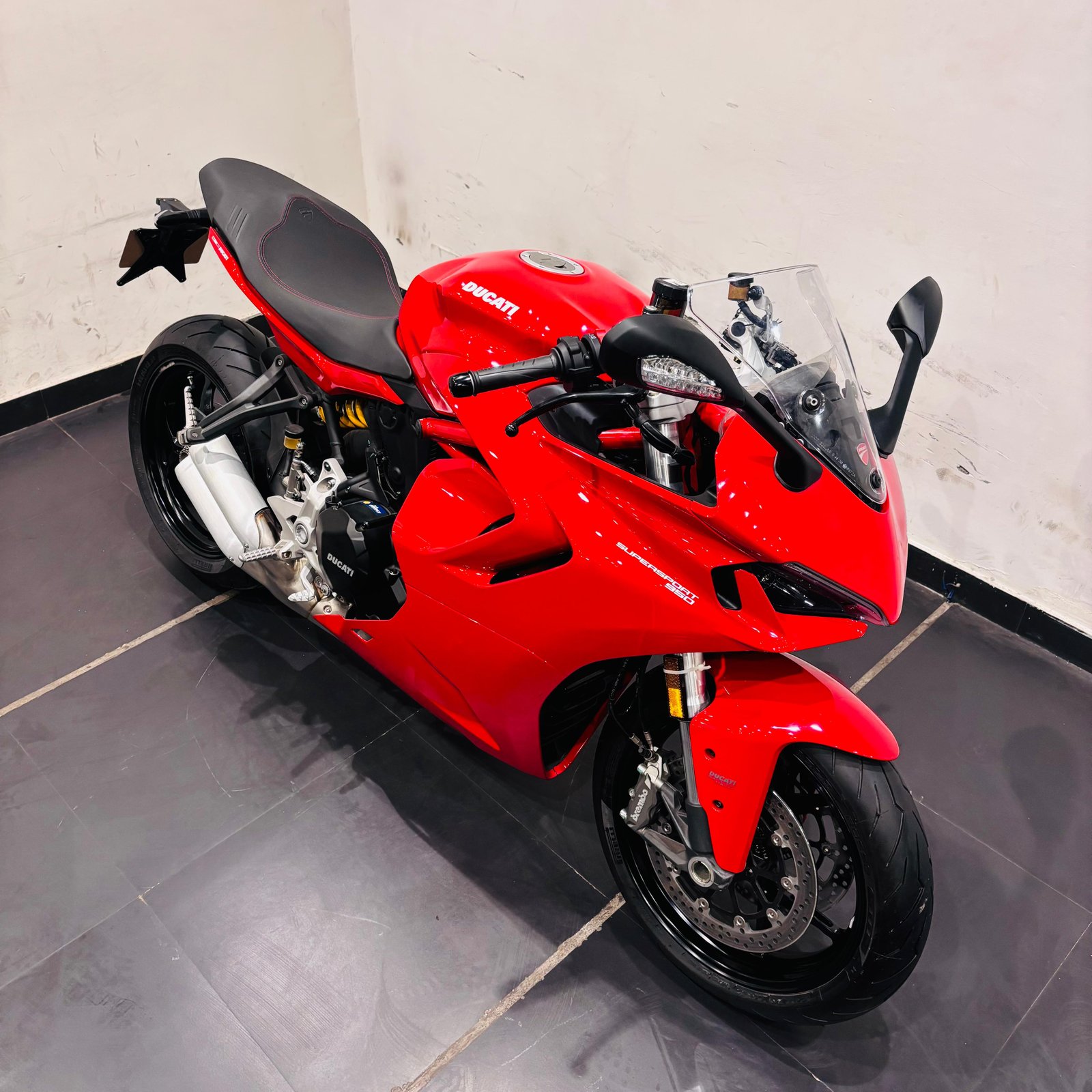 DUCATI SUPERSPORT 950