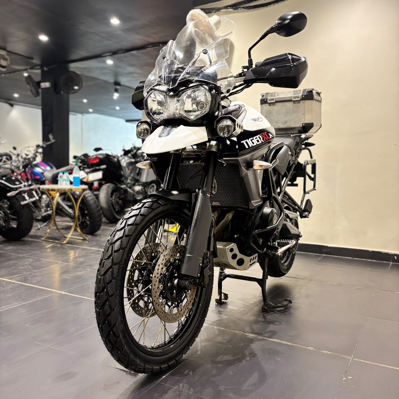 TRIUMPH TIGER 800 XCA