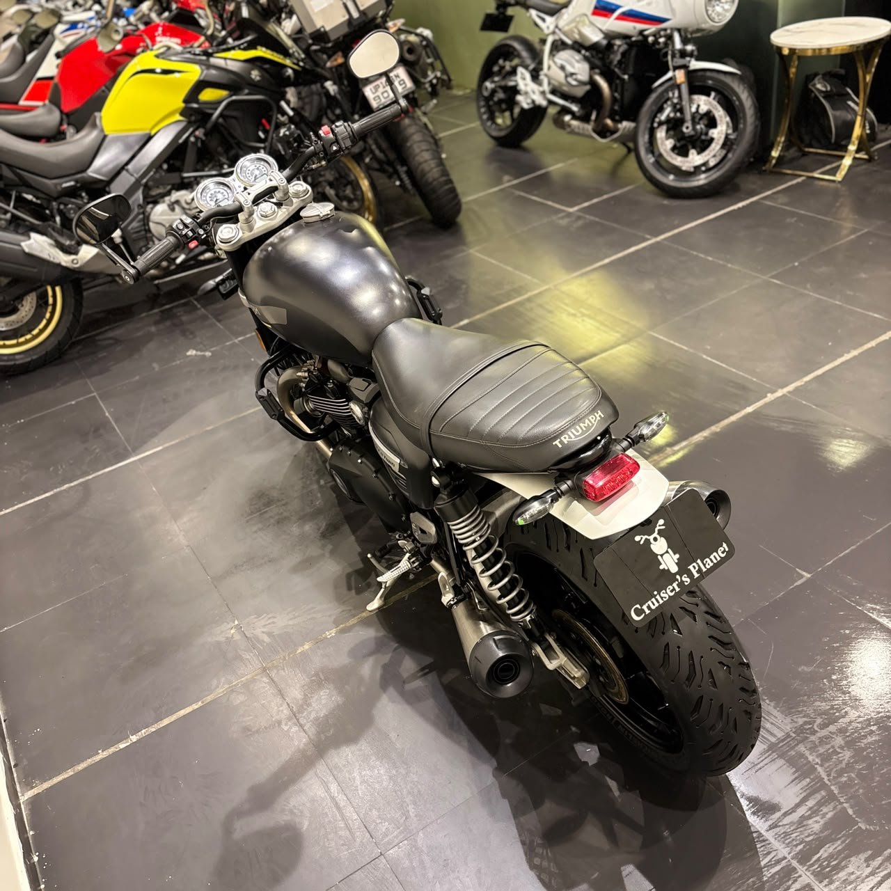 TRIUMPH SPEED TWIN